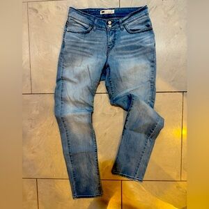 Levis 529 Womens Jeans Size 28 Curvy Skinny Leg Mid Rise Medium Wash Blue Denim